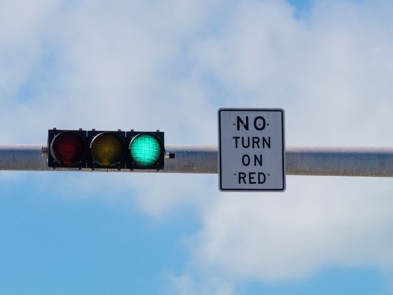 No turn on red image USA