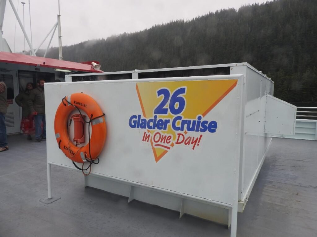 Alaska Travel Highlights for First-Time Visitors: Easy Trails, Scenic Views & Wildlife Encounters 13