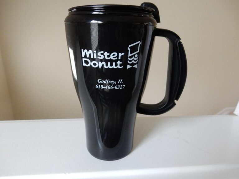 Visiting the Only Mister Donut in the USA 3