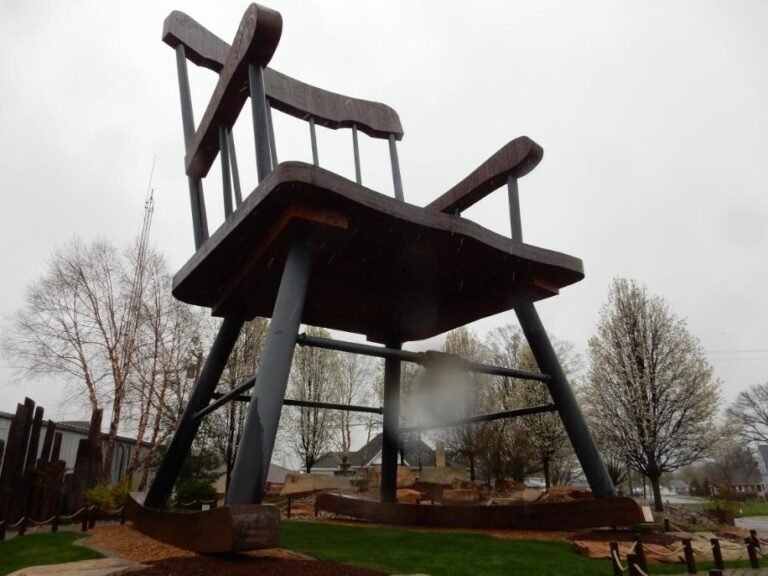 World’s Largest Attractions in Casey, IL: A Small Town Adventure