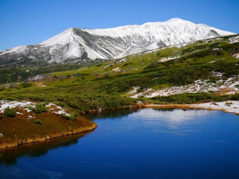 3 Summer Travel Itineraries Japan : Nature, Adventure & Hidden Gems 9 Daisetsusan Hokkaido Japan