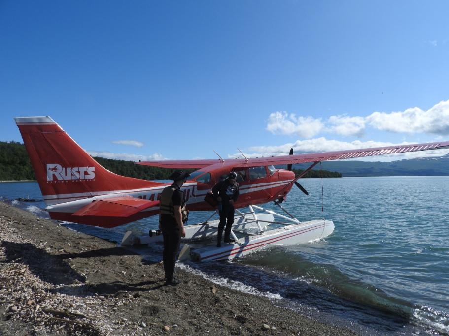 Alaska Travel Highlights for First-Time Visitors: Easy Trails, Scenic Views & Wildlife Encounters 9 Helicopter in Katomai National Park