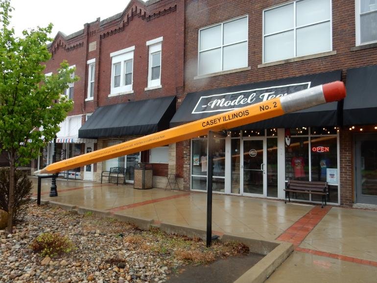 The Big Pencil, IL