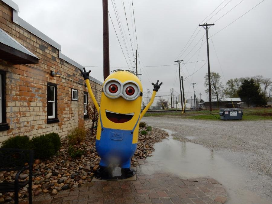 World’s Largest Attractions in Casey, IL: A Small Town Adventure 5 The minion