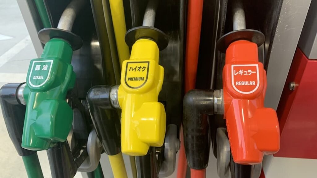 Japanese Expressways vs American Interstates: Useful Driving Tips & Key Differences 7 Gas station in Japan image