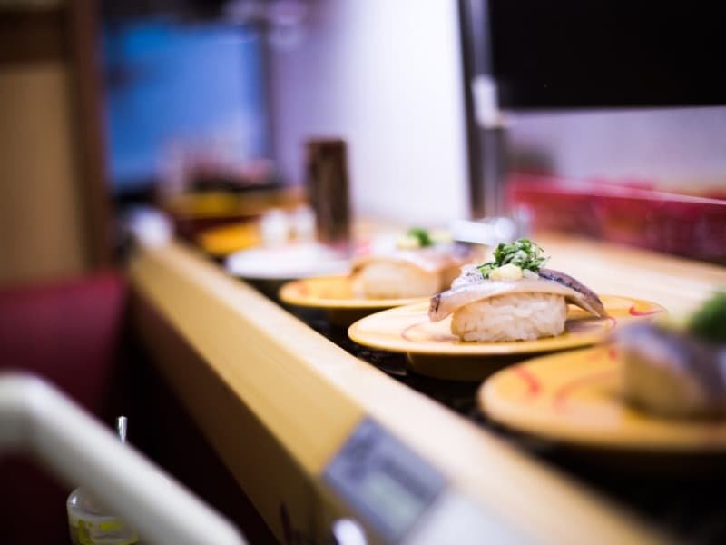 How to Eat At A Restaurant In Japan: A Perfect Guide For First-Time Visitors 7 Kaiten zushi Japan