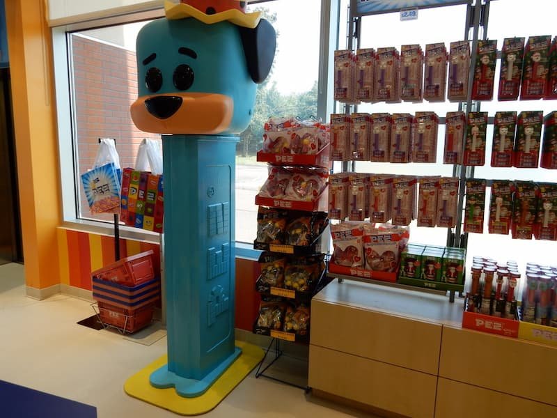 Weekend Factory Tours USA: 4 Easy Itineraries 11 PEZ Visitor Center - Orange, Connecticut