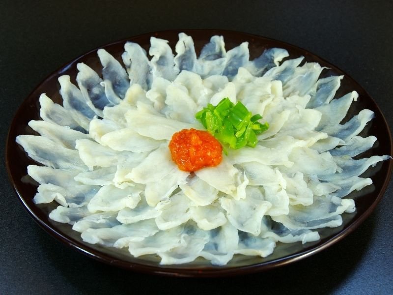 Delicious Japanese Seasonal Food Guide: Eat Like a Local in Japan 43 Fugu Sashimi Japanese seasonal food
