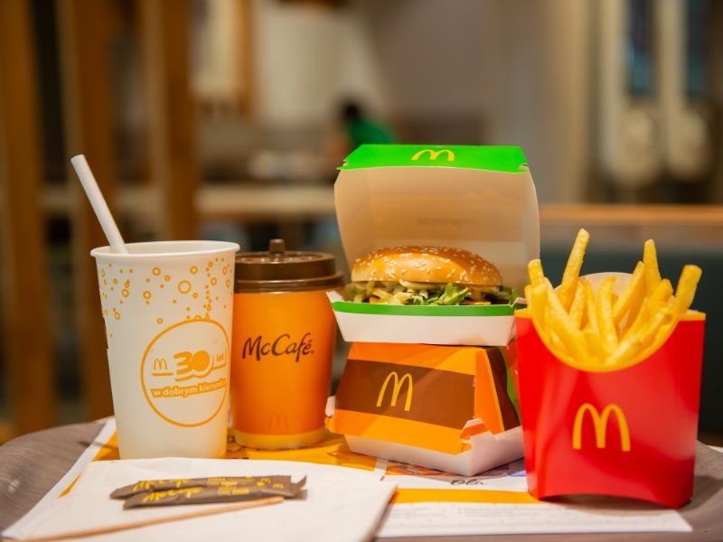 How to Eat At A Restaurant In Japan: A Perfect Guide For First-Time Visitors 13 McDonald image