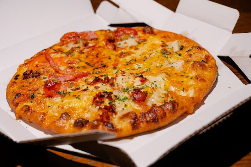 How to Eat At A Restaurant In Japan: A Perfect Guide For First-Time Visitors 15 Pizza-La Japan image