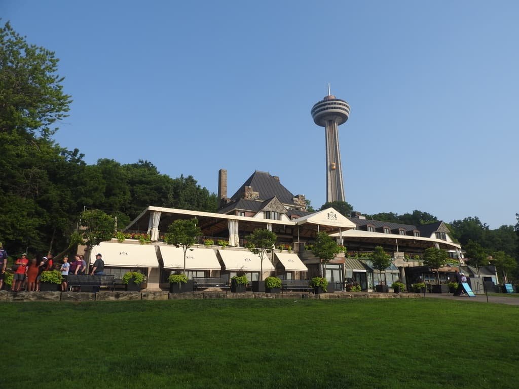 Queen Victoria park image Niagara