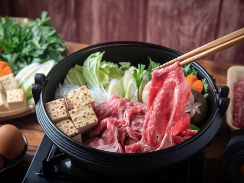 How to Eat At A Restaurant In Japan: A Perfect Guide For First-Time Visitors 11 Sukiyaki Japan