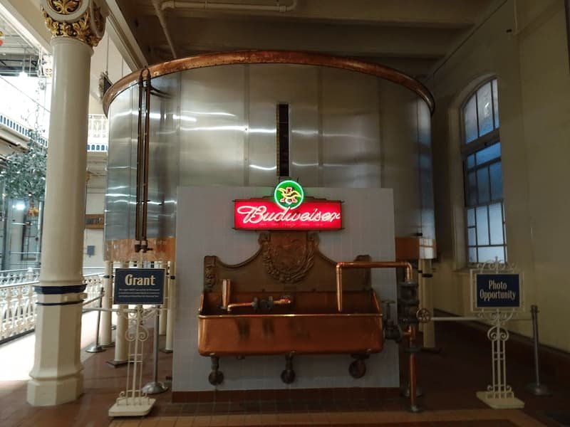  Budweiser Brewery Tour